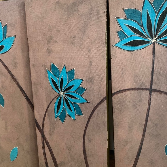 3 paintings - Picture 1 of 2